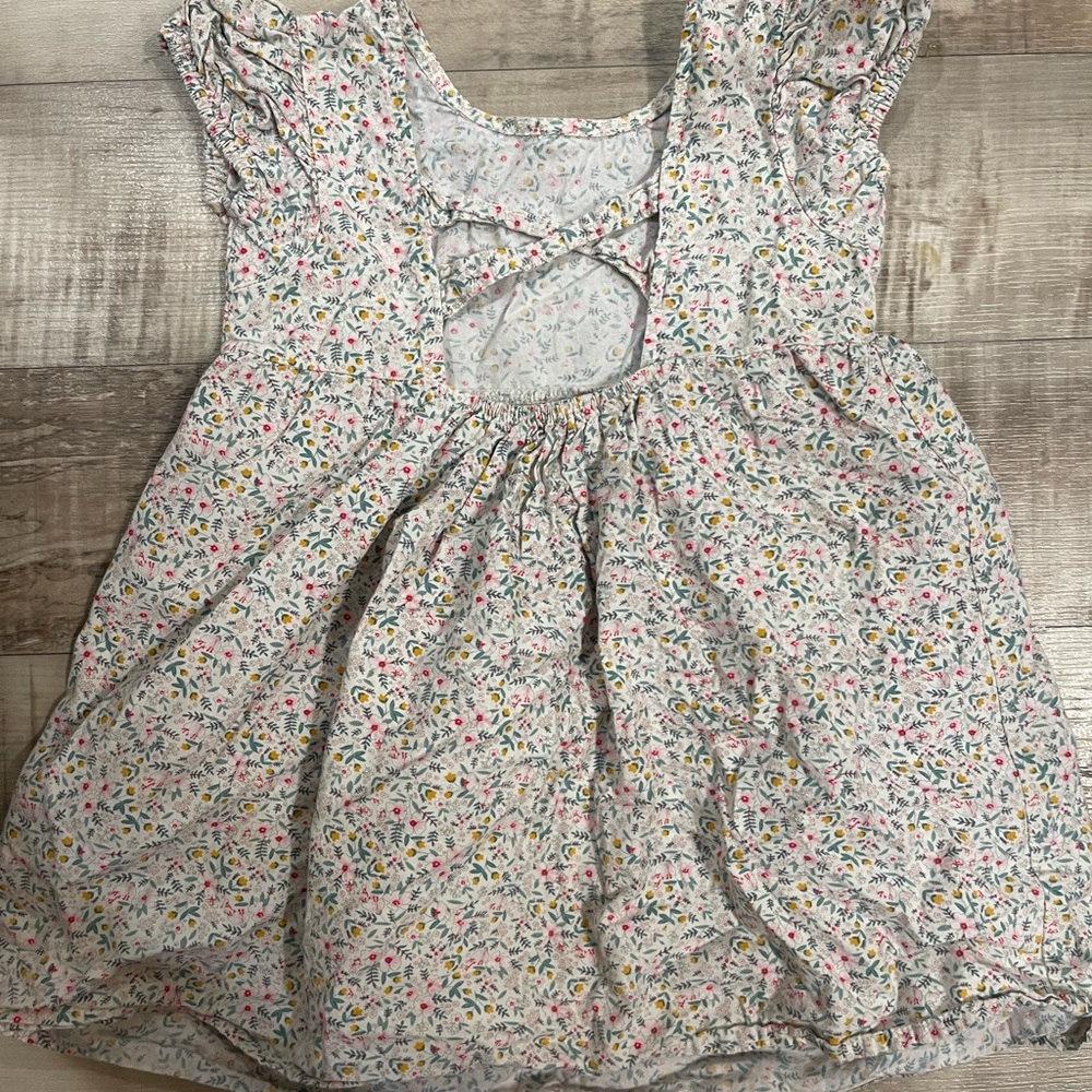 Floral dress - Picture 2 of 4